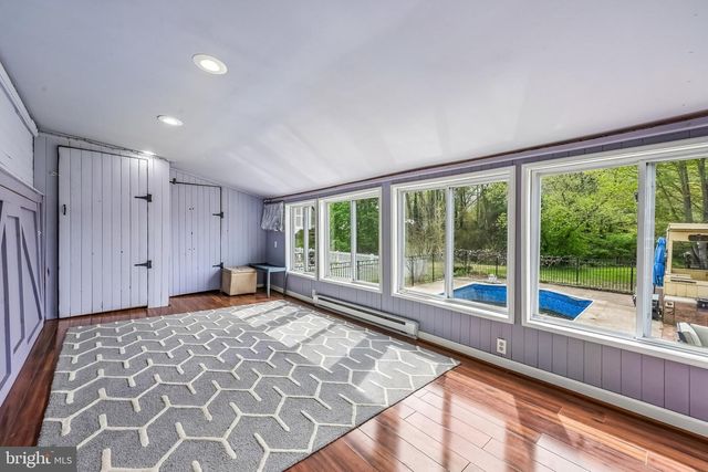 19 BARCLAY DRIVE, Turnersville, NJ 08012