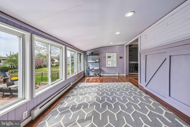 19 BARCLAY DRIVE, Turnersville, NJ 08012