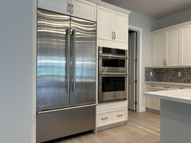 9268 Crestview Circle, Palm Beach Gardens, FL 33412