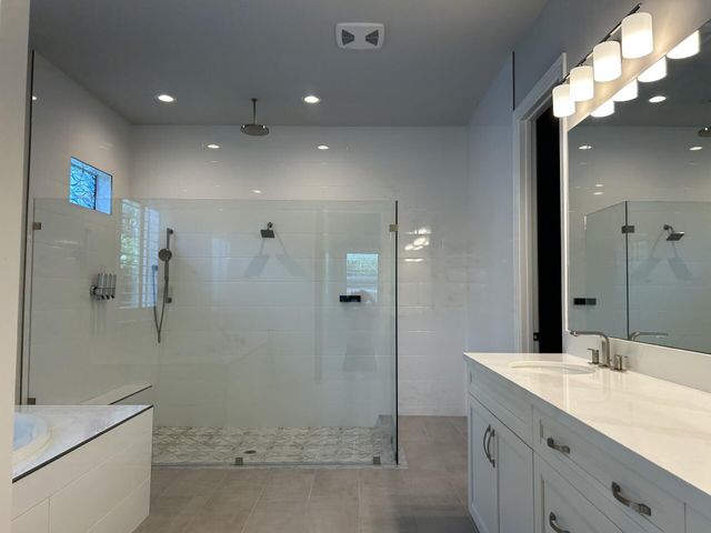 9268 Crestview Circle, Palm Beach Gardens, FL 33412