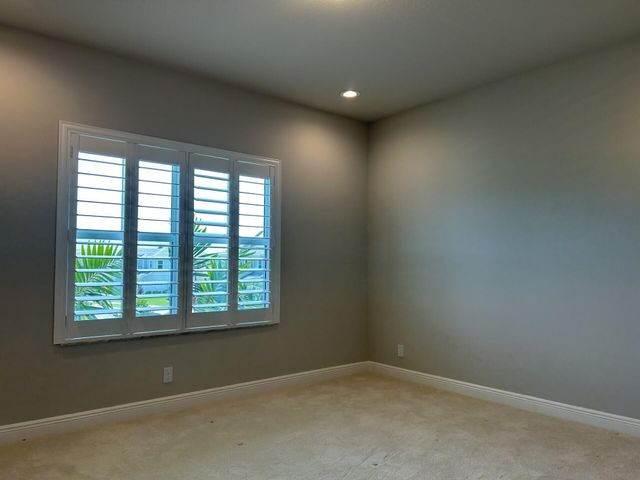 9268 Crestview Circle, Palm Beach Gardens, FL 33412