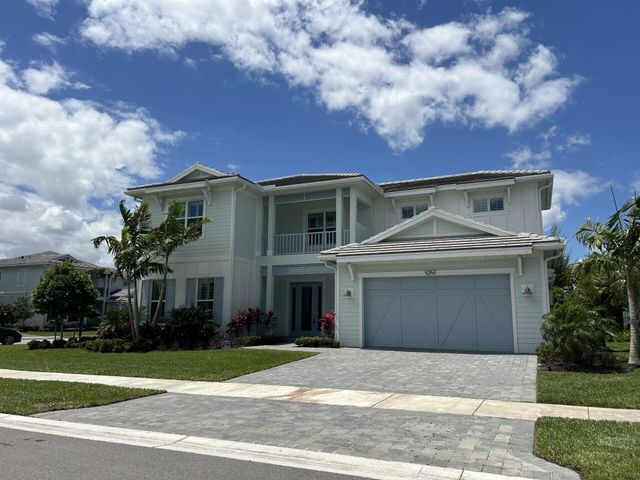 9268 Crestview Circle, Palm Beach Gardens, FL 33412