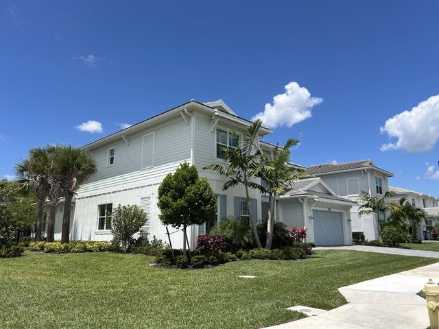 9268 Crestview Circle, Palm Beach Gardens, FL 33412