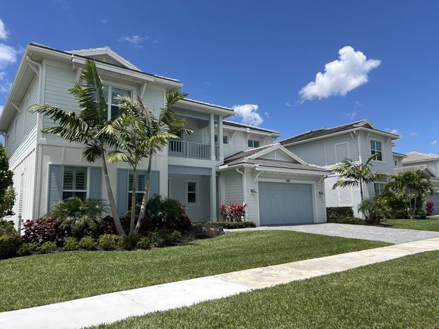 9268 Crestview Circle, Palm Beach Gardens, FL 33412