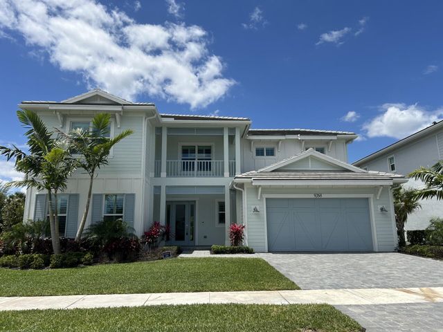 9268 Crestview Circle, Palm Beach Gardens, FL 33412
