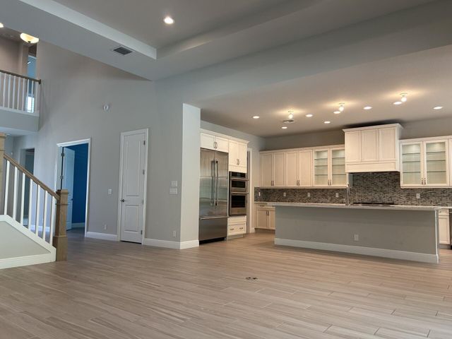 9268 Crestview Circle, Palm Beach Gardens, FL 33412