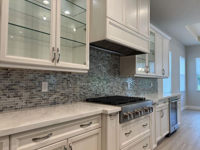 9268 Crestview Circle, Palm Beach Gardens, FL 33412