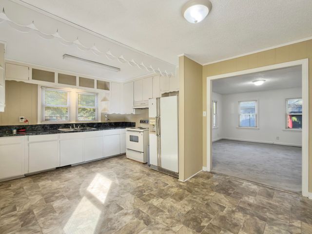 2207 Margaret Drive, North Charleston, SC 29406