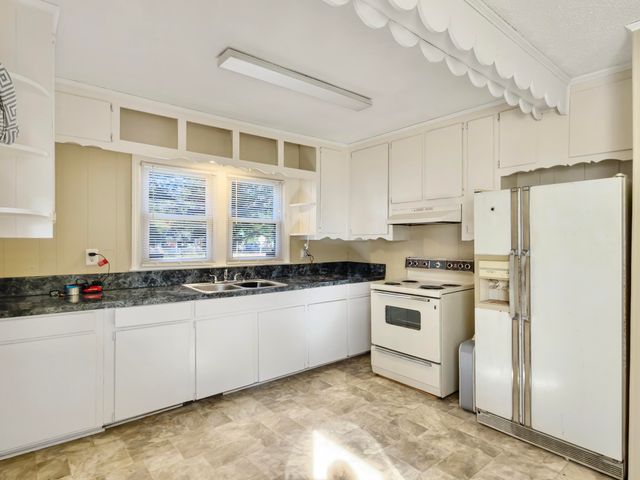 2207 Margaret Drive, North Charleston, SC 29406