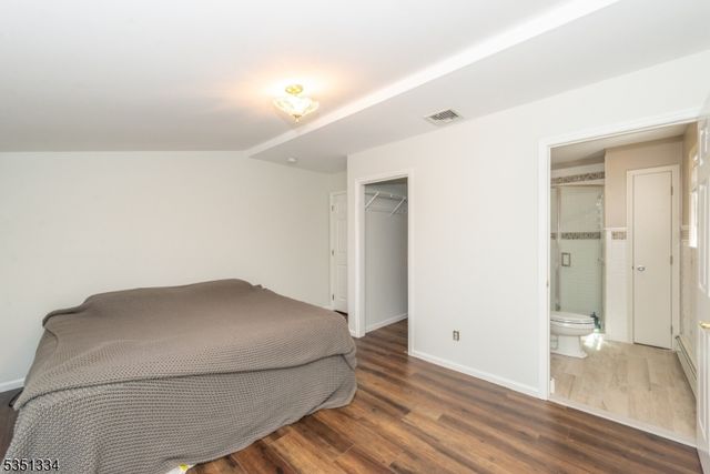 53 Laurel Dr, Wayne Twp., NJ 07470