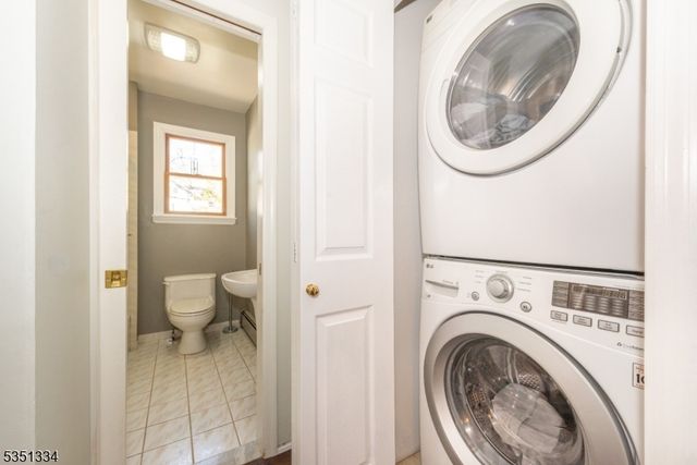 53 Laurel Dr, Wayne Twp., NJ 07470