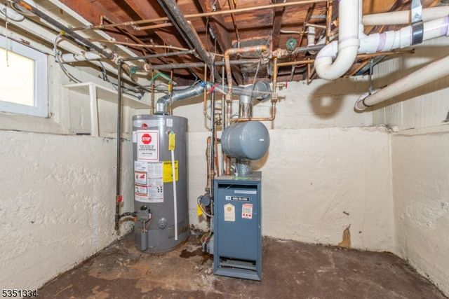 53 Laurel Dr, Wayne Twp., NJ 07470