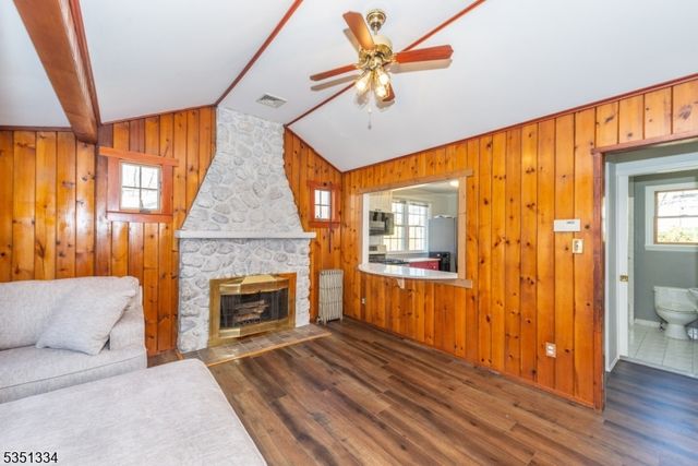 53 Laurel Dr, Wayne Twp., NJ 07470