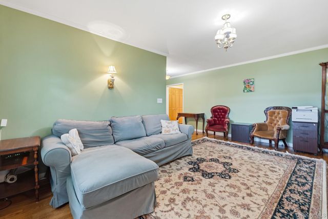 154 Underhill Avenue 2A, West Harrison, NY 10604