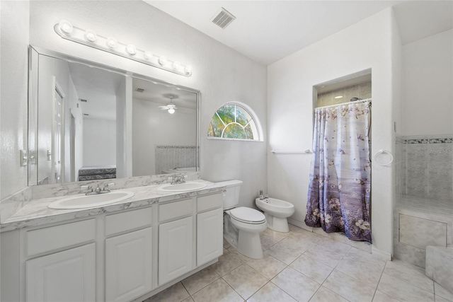 24748 OAKS BOULEVARD, Land O Lakes, FL 34639