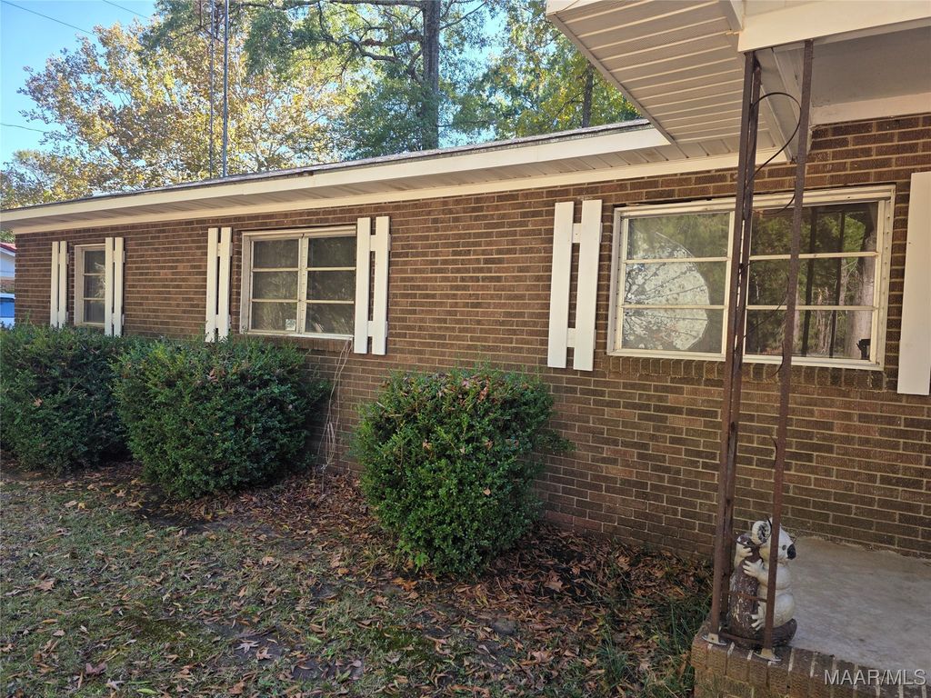 310 Dalley Drive, Selma, AL 36701