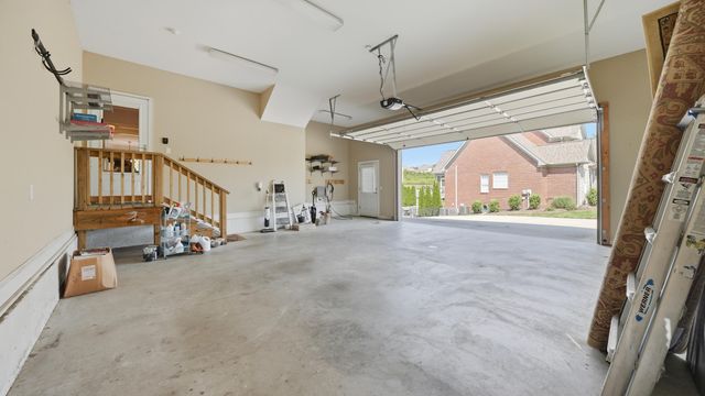 9219 Crystal Brook Drive, Apison, TN 37302