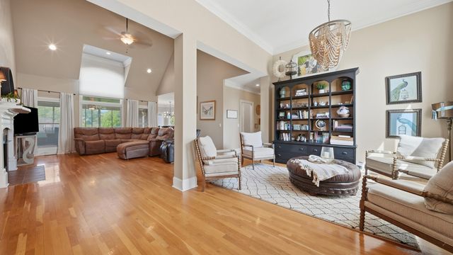 9219 Crystal Brook Drive, Apison, TN 37302