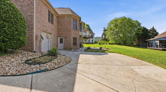 9219 Crystal Brook Drive, Apison, TN 37302