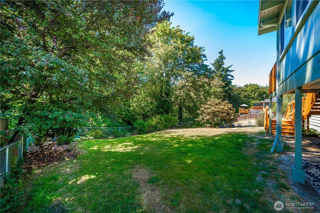 21239 14th Avenue S, Des Moines, WA 98198