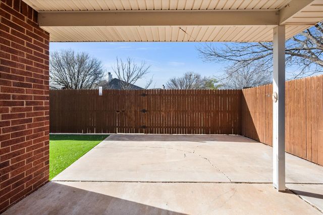 6104 Duke Street, Lubbock, TX 79416