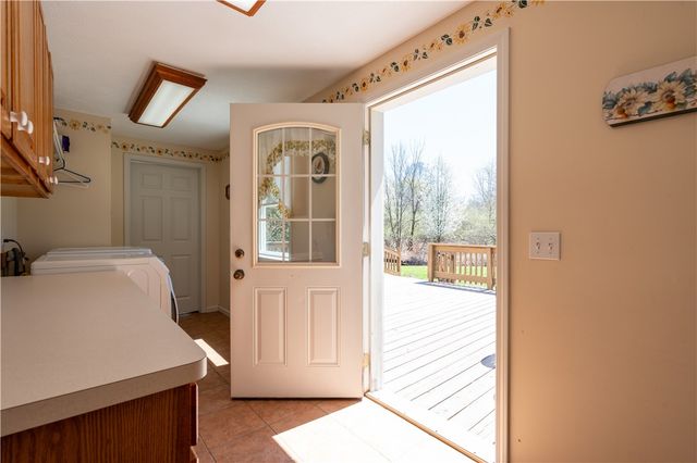 1123 Lake Park Lane, Webster, NY 14580
