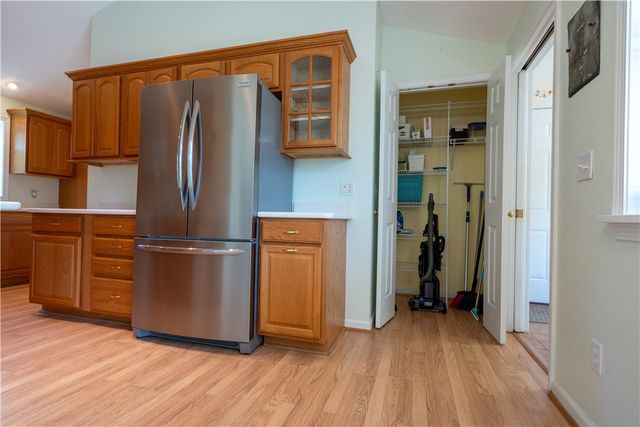 1123 Lake Park Lane, Webster, NY 14580