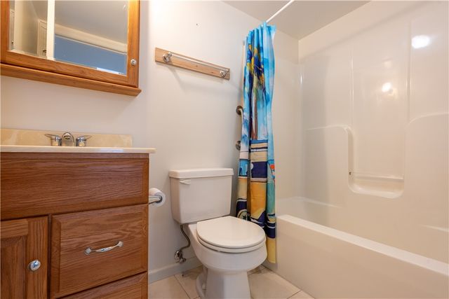 1123 Lake Park Lane, Webster, NY 14580