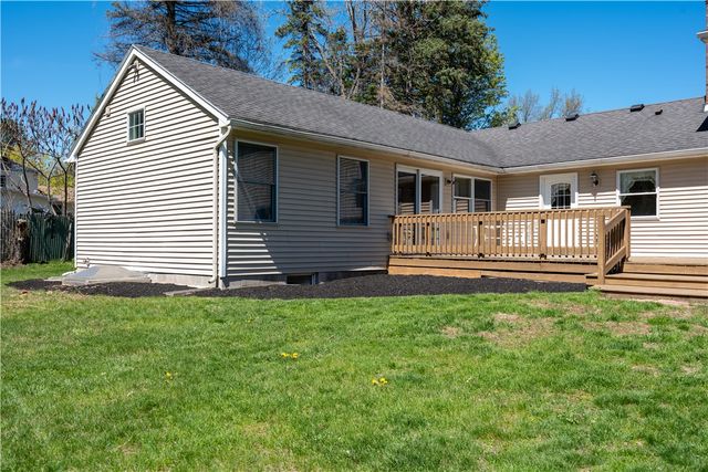 1123 Lake Park Lane, Webster, NY 14580