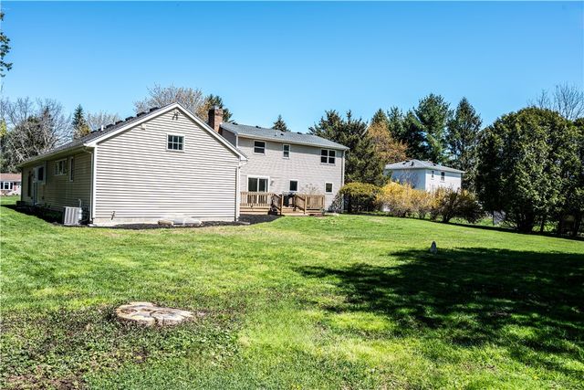1123 Lake Park Lane, Webster, NY 14580
