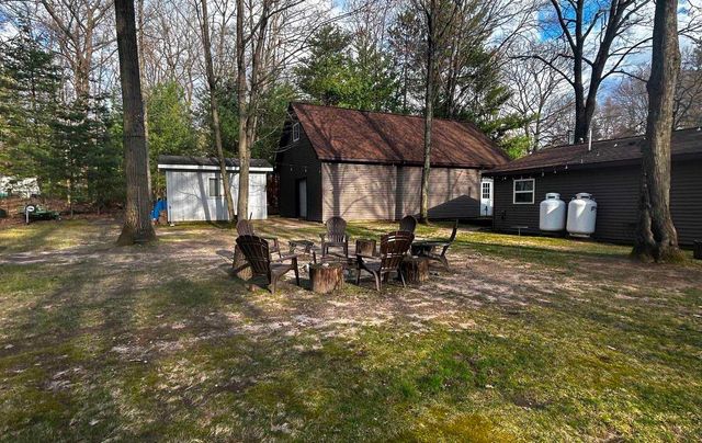 1198 Lavely Road, Harrison, MI 48625