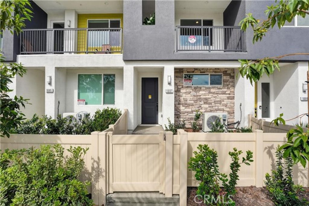 1097 N Harbor Blvd, Anaheim, CA 92801