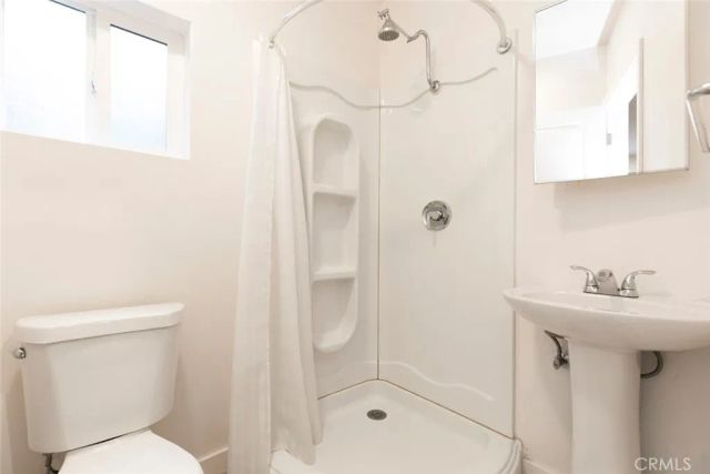 9620 Wheatland Avenue, Shadow Hills, CA 91040