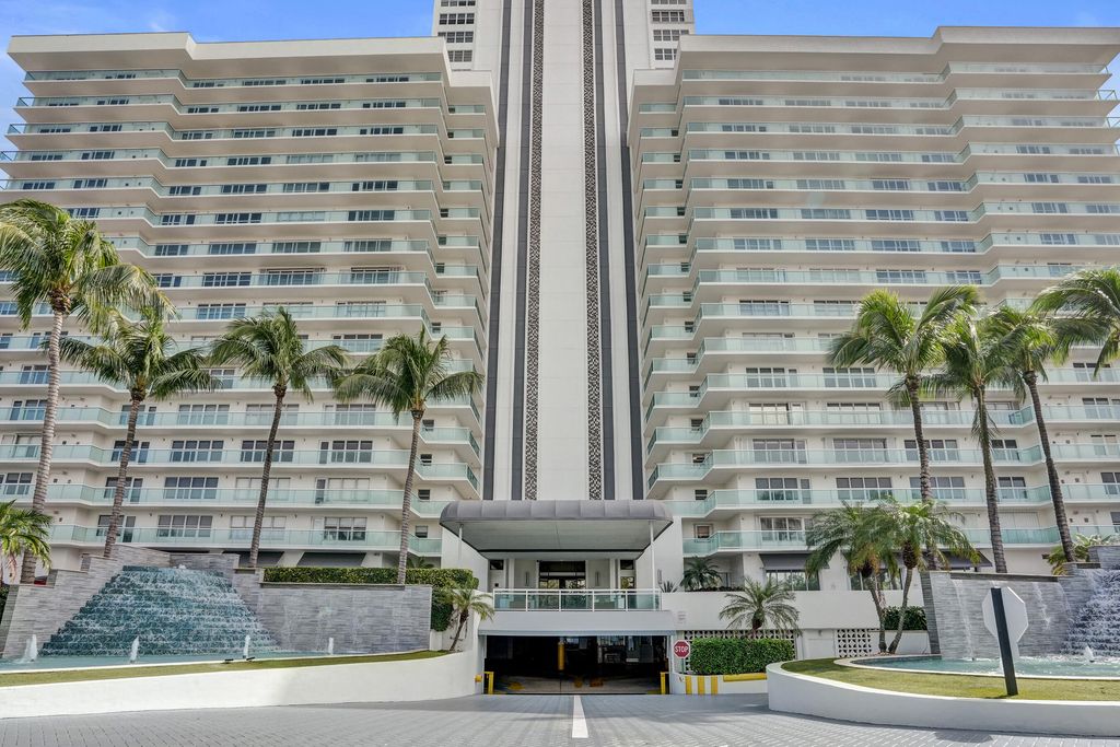 3900 Galt Ocean Drive, Fort Lauderdale, FL 33308