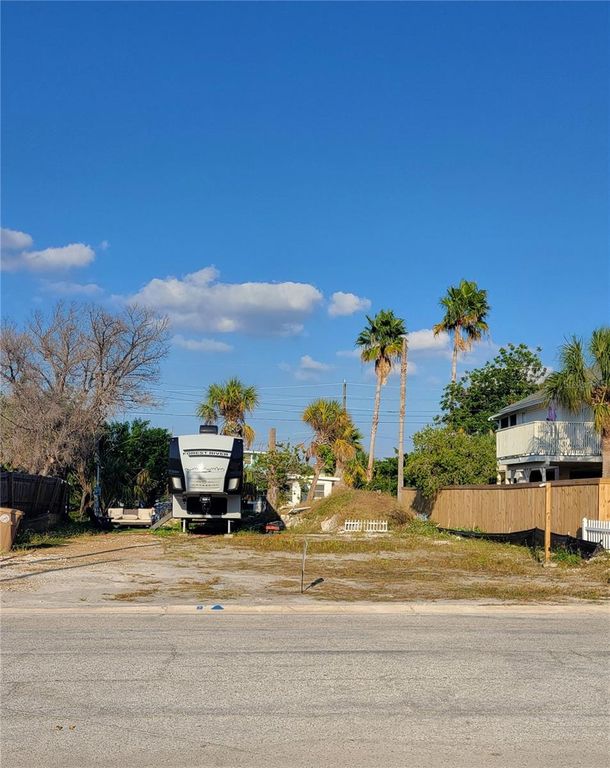 14049 PALM STREET, Madeira Beach, FL 33708