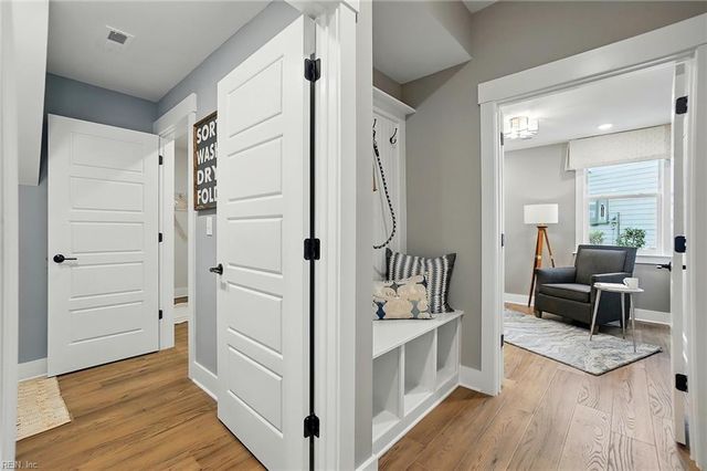 1322 Wharf Hill DR, Smithfield, VA 23430