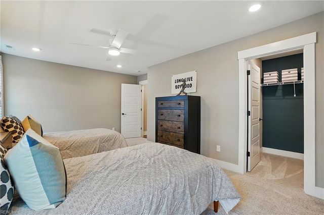 1322 Wharf Hill DR, Smithfield, VA 23430