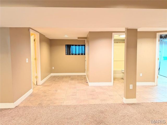 1060 Aubuchon Street, Florissant, MO 63031