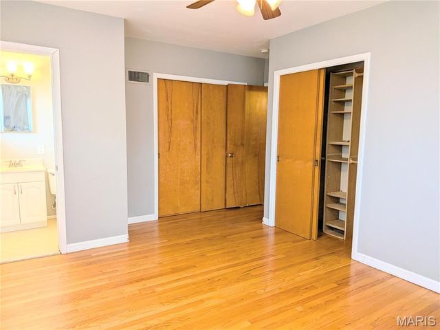 1060 Aubuchon Street, Florissant, MO 63031