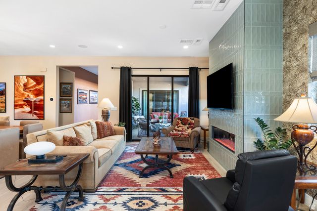 5588 S AGAVE PEAK LN LN, St. George, UT 84790