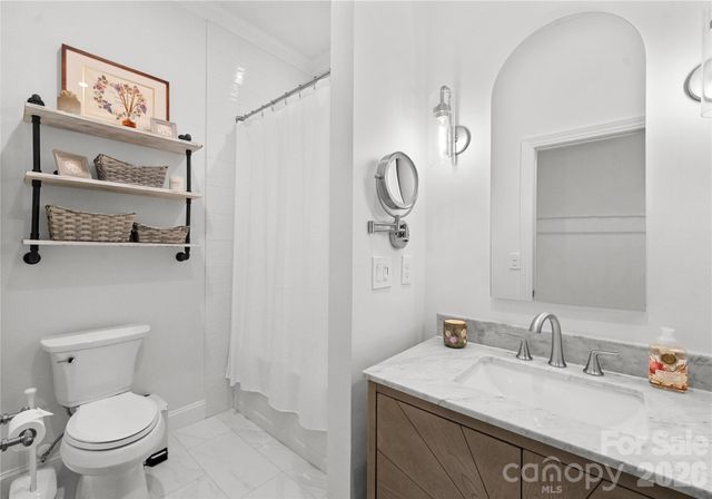 5022 Lady Fern Circle, Charlotte, NC 28211