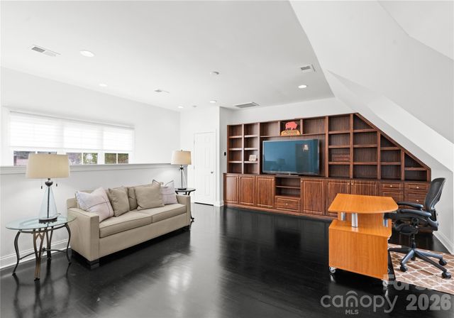 5022 Lady Fern Circle, Charlotte, NC 28211