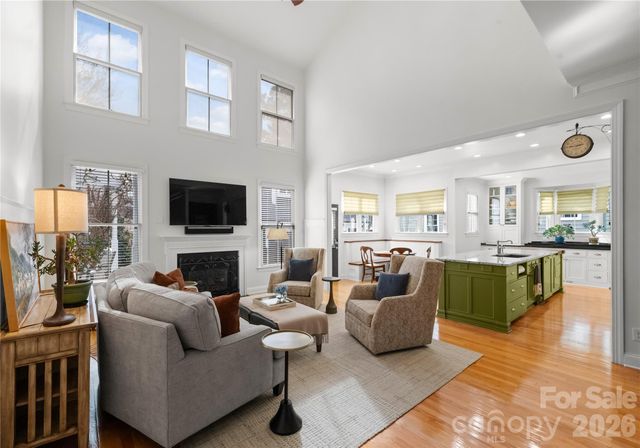 5022 Lady Fern Circle, Charlotte, NC 28211