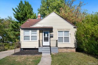 16249 Evergreen Avenue, Eastpointe, MI 48021