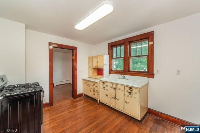 7 3rd Street, Butler Borough, NJ 07405