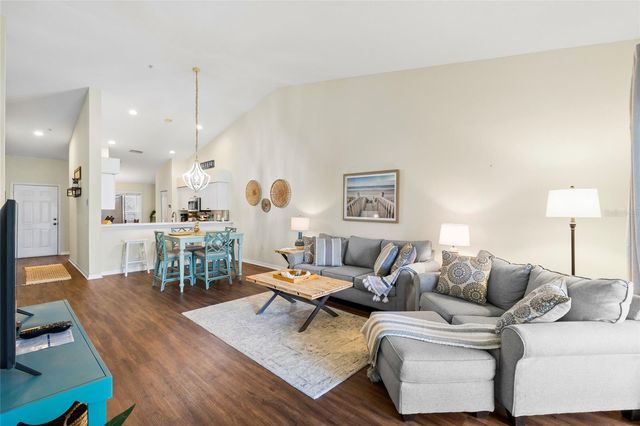 5231 MAHOGANY RUN AVENUE 325, Sarasota, FL 34241