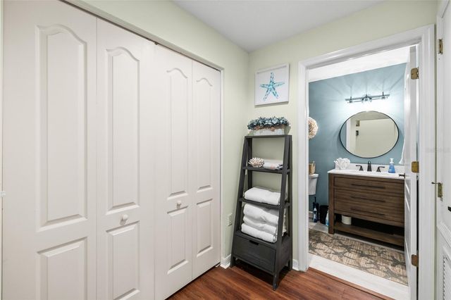 5231 MAHOGANY RUN AVENUE 325, Sarasota, FL 34241