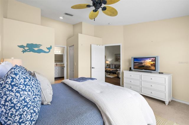 5231 MAHOGANY RUN AVENUE 325, Sarasota, FL 34241