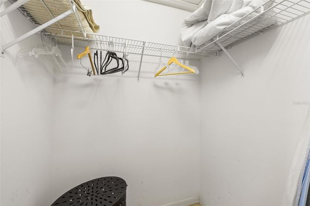 5231 MAHOGANY RUN AVENUE 325, Sarasota, FL 34241