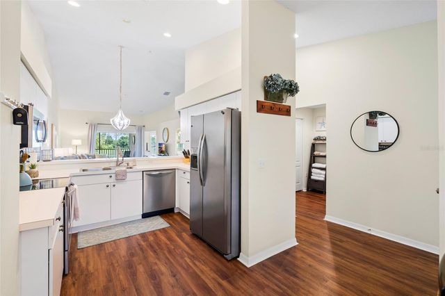 5231 MAHOGANY RUN AVENUE 325, Sarasota, FL 34241